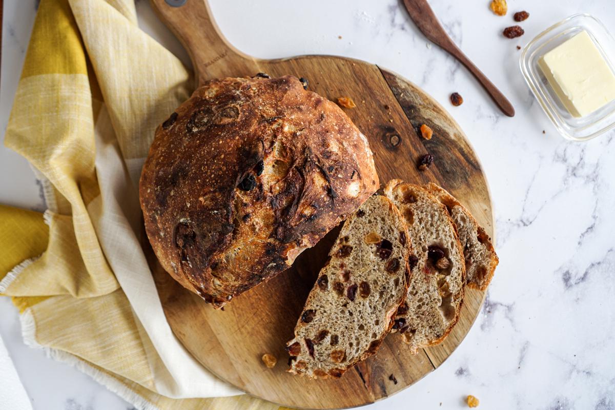 'Video thumbnail for No Knead Raisin Bread '
