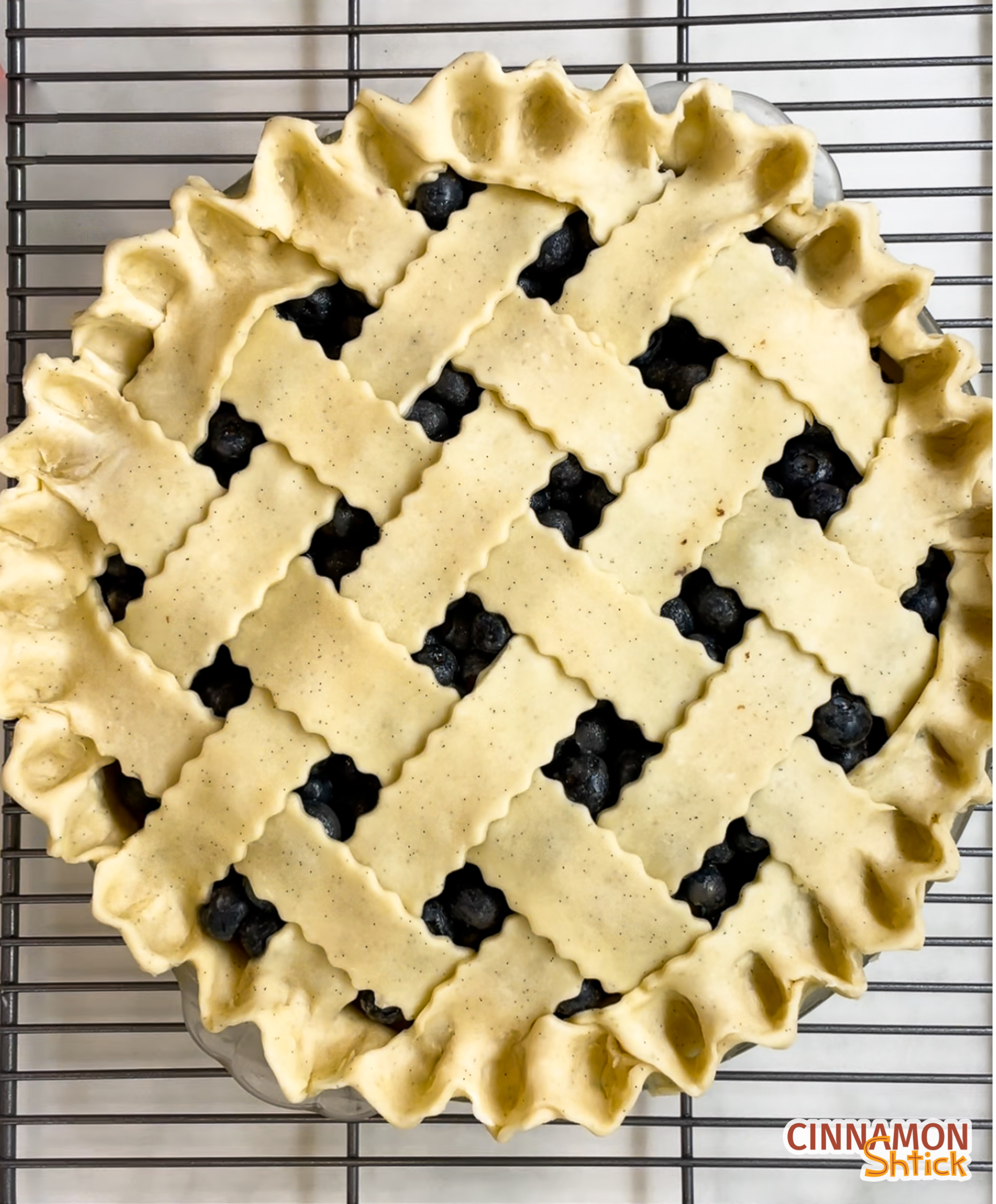 overhead view of lattice top and crimping